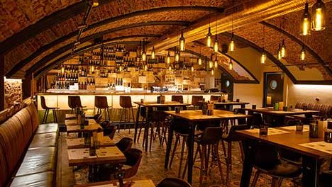 assurance brasserie restaurant